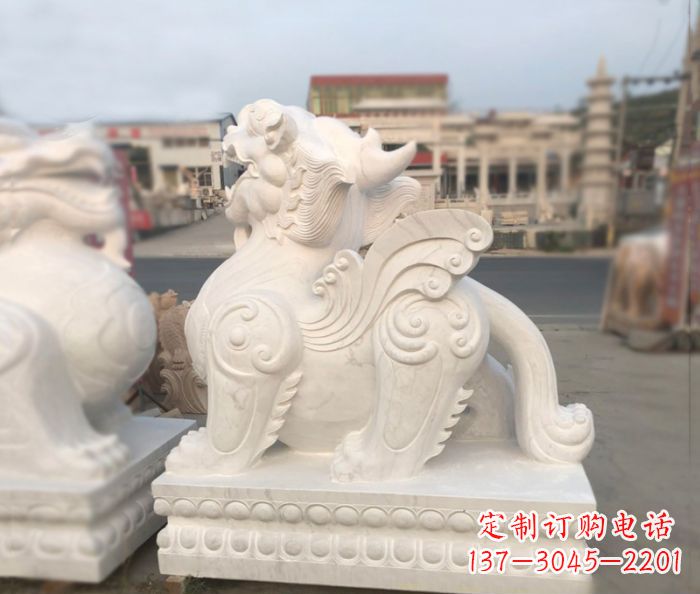 鹤壁招财进宝立式貔貅门口石雕 (2)