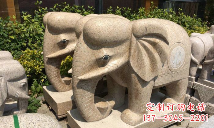 鹤壁招财进宝砂岩大象石雕
