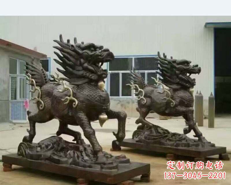 鹤壁铸铜踏浪麒麟雕塑