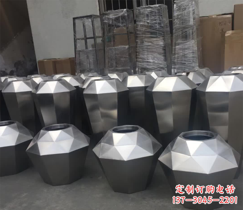 鹤壁不锈钢组合花盆雕塑
