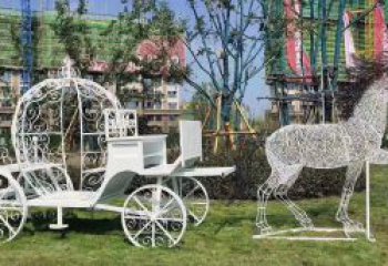 鹤壁马车雕塑-小区花园广场创意镂空不锈钢马车雕塑